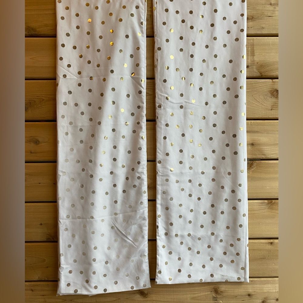 Room Essentials Dot Pillow Cases - Picture 6 of 9